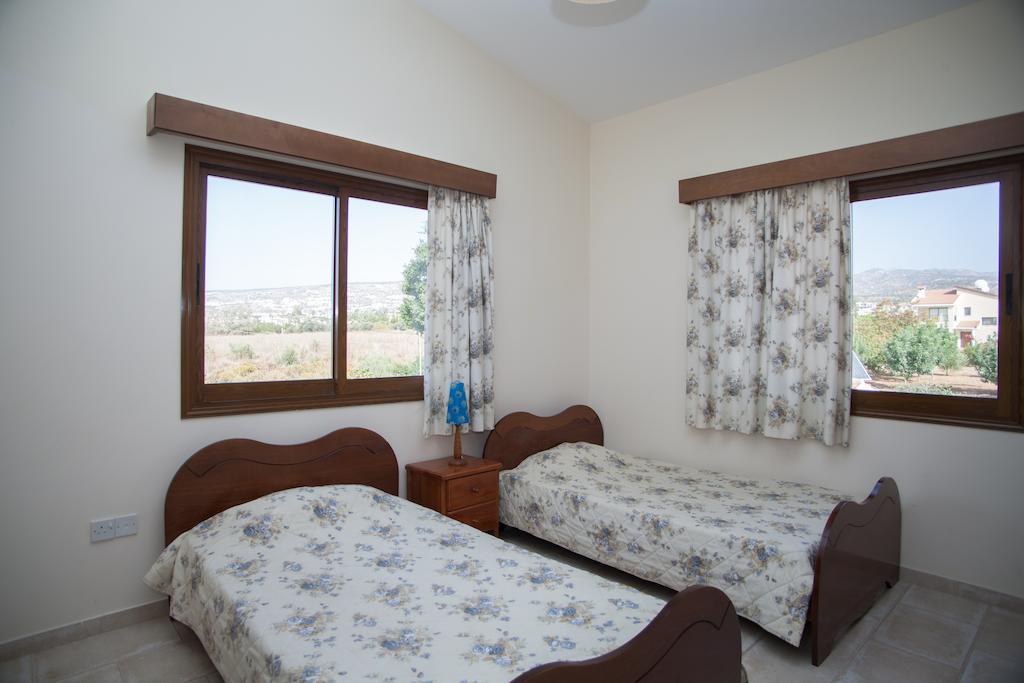 Villa Natasha Coral Bay Kamer foto